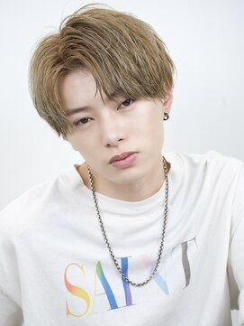 エイド 渋谷(aid) 束感ショートアップバング刈り上げツーブロックコンマバング