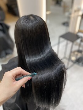 ジーナ 博多筑紫口(Zina) 乾かすだけで艶髪ストレートになる縮毛矯正をぜひ！博多美容室