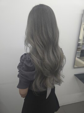 ゴットラトゥール(GOTTO LATOUR) グレー/シルバー/グレージュ/ブリーチ/ハイトーン