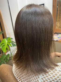 ヘアーフリージー(Hair Freasy)の写真/気になる白髪をカバーしながら、艶やかで綺麗な髪色に☆大人女性の魅力を引き出します♪
