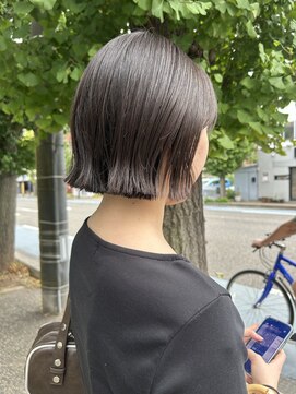 プロスタンセラ 透明感が出るボブスタイル