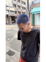 ヘアーラボ ハチ(HAIR LABO HACHI)&nbsp;バズカット　フェード　ブリーチカラー　ブルー