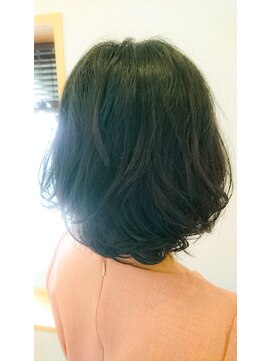 リアム ヘアアンドメイク(liam hair and make) 揺れるラフカール