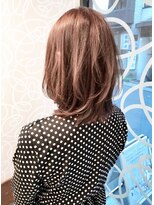 ミッシェル アフロート(michelle afloat)&nbsp;10代20代30代40代小顔ひし形くびれふんわり外ハネCカーブカット