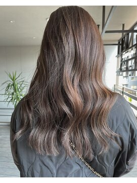 リバレッジ 広尾(Leverage) 【広尾、恵比寿】担当：東田　外国人風大人ブラウンヘア