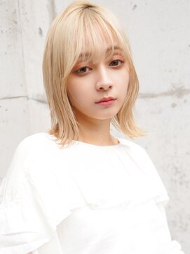 ラフィス ヘアーピュール 梅田茶屋町店(La fith hair pur) 【La fith】ホワイトブロンド×くびれヘア