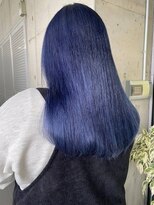 ガルボ ヘアー(garbo hair)&nbsp;ハイトーン ケアブリーチ 寒色 ブルーカラー 10代 20代