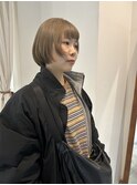 柔らかベージュ