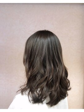 サロン ド ハル salon de HARU 大人かわいいウェーブスタイル