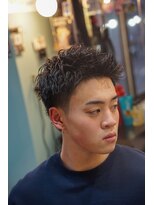 タイト スワッグ バーバーワークス(TIGHT SWAG BARBERWORKS)&nbsp;テーパーフェード×スパイキーショート