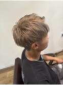 ベージュカラー