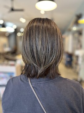 ヘアアンドメイク アース 聖蹟桜ヶ丘店(HAIR&MAKE EARTH) 白髪ぼかしハイグレイカラー