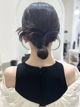 セイドット リー(Say. Ree) say.ホワイトグレージュ結婚式アレンジウルフチェリーブラウン