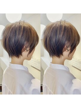 ビュー トウキョウ(VIEW TOKYO) 渋谷 20代30代40代大人可愛いひし形ショートボブ