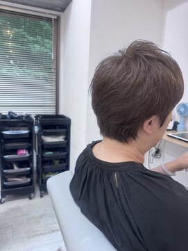 キーロ センター南(kiiro) ベリーショート、ダークグレー