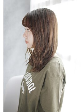 シュシュット(chouchoute) 夏美髪質改善アプリコットオレンジハイライトカラーくびれヘア93