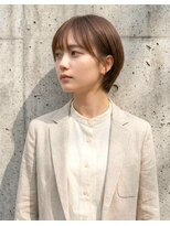 レガリタ(Regarita)&nbsp;【耳かけショートボブ×シフォンベージュ】◎20代30代