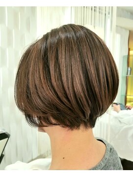 クオリス 赤塚店(QUALIS) 20代30代40代大人ボブ/ミニボブ/ココアブラウン/ブリーチ/丸み