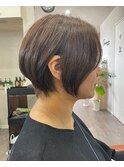 ショートボブ
