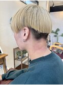 抜きっぱなしマッシュヘアハイトーン☆