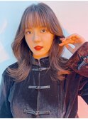 ワンホンヘアミディアムロング_斜めバング_79127