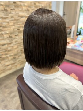 ビースリー ロア 切りっぱなしボブ2023/9/16