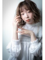 カバーヘア ブリス 川口(COVER HAIR bliss)&nbsp;ミルクティーアッシュくせ毛風ふんわりカールv川口20代30代40代