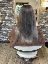 サロネ ディ ルッソ シトミーレ(salone di lusso シトミーレ) グレーカラー