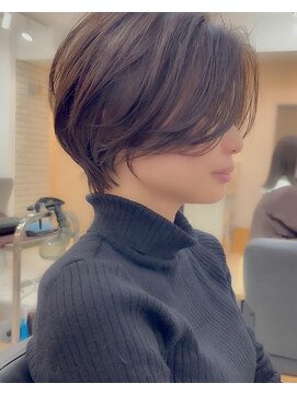 メモリーズ 表参道(Memories) ショートヘア/ボブ/可愛い丸み/簡単スタイリング/20代30代