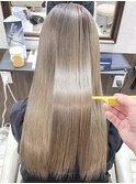 グレージュオリーブレイヤーカットイルミナカラー韓国風堺東