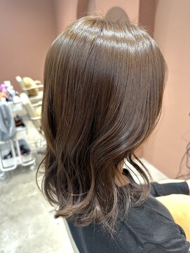 アイニティ 緑地公園(Inity) 柔らかい秋色カラー