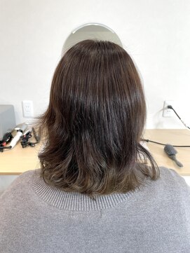 オリーブベージュカラー+艶トリートメント