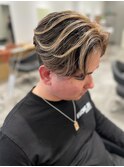MEN’S HAIR/サーフカール/刈り上げセンターパート/京橋