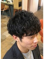 ヘアメイク フレンシア(hair make flencia)&nbsp;都会的なムードを醸し出す大人マッシュパーマ【279スタイル】