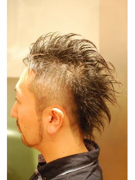 テトラ ヘアー(TETRA hair) フェザーバックモヒ