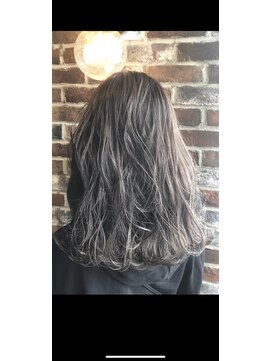 エイミー(Aimee) Aimeeプラチナグレージュ