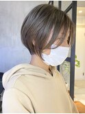大人ショートボブ 前髪なし アッシュベージュ イルミナカラー