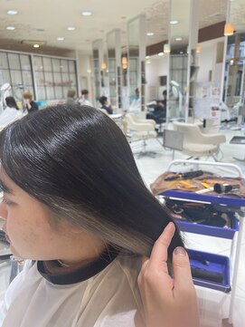 レイフィールド 岐阜茜部店 インナーシルバー