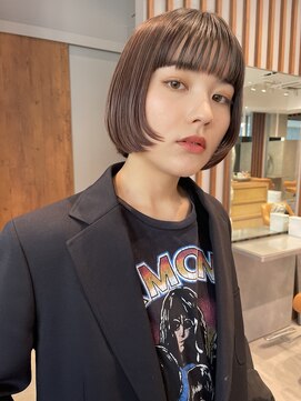 ビュートリアム 南青山(BEAUTRIUM) マッシュボブ　前上がりボブ　切りっぱなしボブ　ミニボブ
