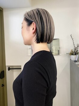 トナリ(tonari)の写真/【梅田/中崎町】ライフスタイル×ファッション×メイクのバランスも考え、貴方に合うカラーをご提案。