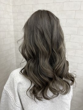 イイカンジヘア(iikanji hair) 【iikanji hair】ロング×スモーキーグレージュ