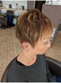 大人の色気漂うハンサムショート