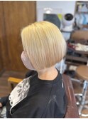 【ROOM】　ハイトーン！抜きっぱなしブロンド　大人ボブ