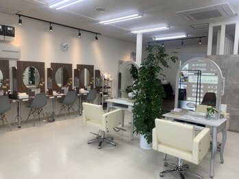 フラット(FRAT)の写真/《原町/白髪染め/カラー専門店》飛び込みも◎「根元が気になる」「自分で染めるのは面倒だしムラになる…」