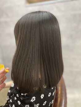 【魔法の縮毛矯正ケアルーガ】"自分の髪じゃないかのような感動の仕上がり"に。髪質改善で憧れの艶髪へ