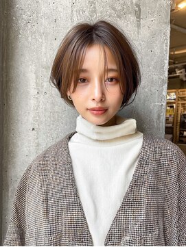 ミー 岡崎(mii) miiナチュラルワンカールマッシュショート