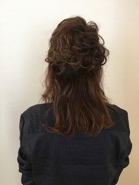 アンド アノン(and anon) ミディアムハーフアレンジ