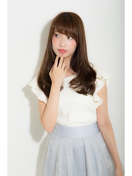 バランス ウラワ(balance URAWA) 甘めなワンカールで毛先を遊ばせたナチュラルストレート