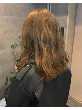 キャラ シャローネ 池袋(Chara Chalone) ブロンドベージュ【池袋/池袋駅/池袋東口/池袋駅東口】