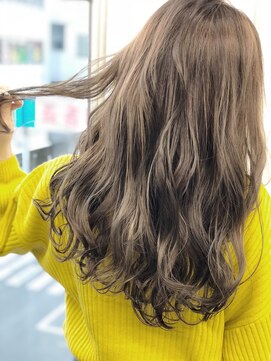 エヌフォーシー(N4C) 【N4C】ナチュラルハイライト×ベージュブラウン